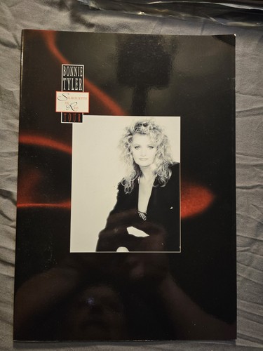 Bonnie tyler silhouette red - tyler, in