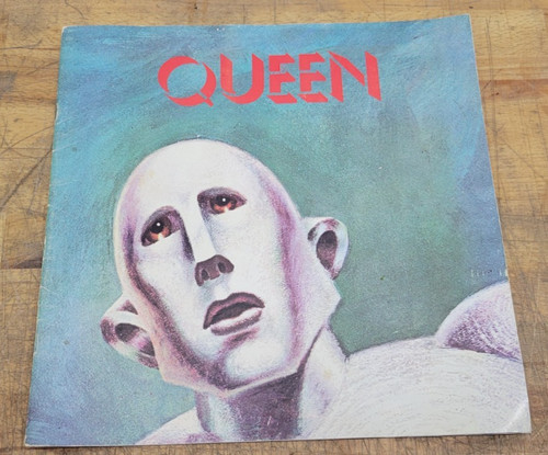Queen 1977 news - of, world